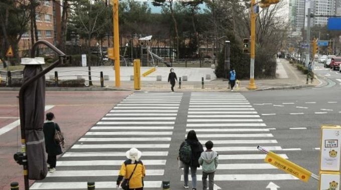 화성특례시, 전국 최초, AI 스쿨존 보행안전·공영버스 안전운전시스템 구축…기술과 시민 잇는 AI 선도도시로 부상