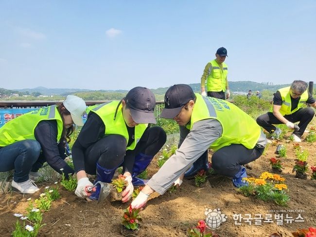 아버지와 아들의 합작품