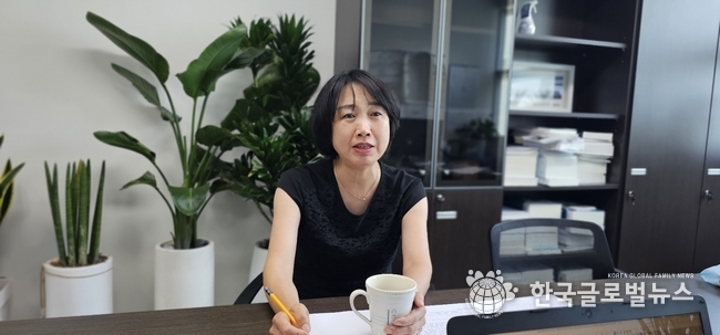 이병숙 의원 인터뷰 중