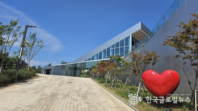 그림책꿈마루 입구 전경