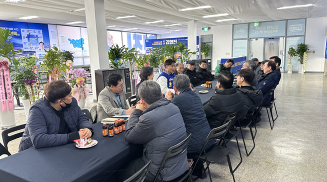 전통시장 상인회 회장단 간담회 사진 
