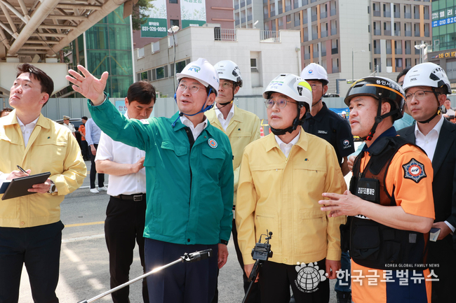 이상일 시장이 김동연 지사와 함께 현장을 찾아 대응방침을 세우고 있다.