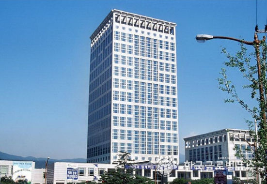 부산시청사