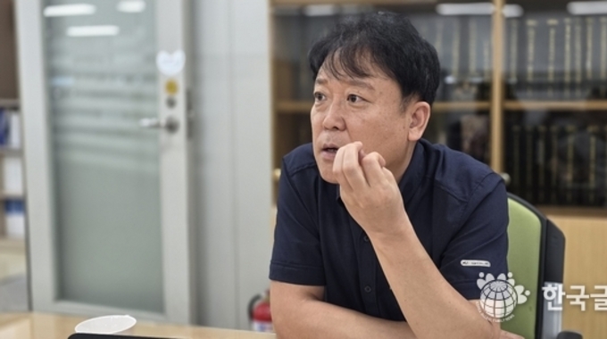 [수원시 특별 인터뷰 ⓾]수원특례시 예산재정과 한영희 과장,"수원시 재정을 안정적으로 관리하는 것, 그게 가장 중점을 두는 부분이다."