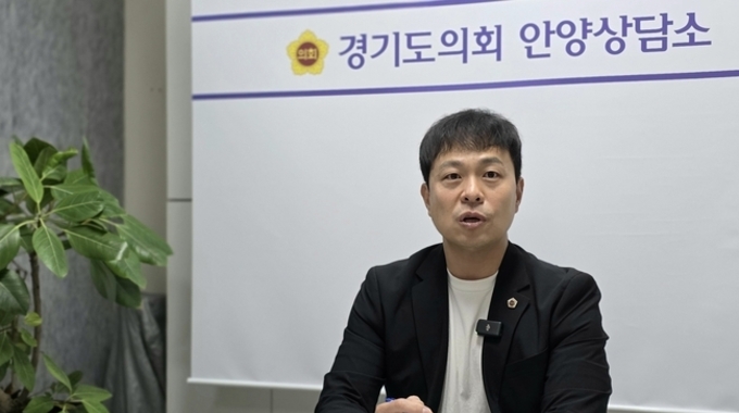 [경기도의회 특별인터뷰] 경기도의회 유영일 의원,"남은 임기 동안, 정치가 내 주변과 삶을 바꿀 수 있다는 희망을 드리고 싶다."