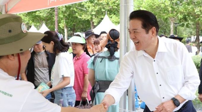 최대호 안양시장," 시민이 긍정적 평가한, 지속 가능한 미래・체감하는 변화 인정 "