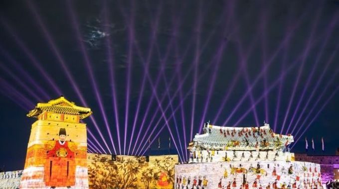 더욱 풍성 했던 2025 수원화성 미디어아트, 관람객 51만여 명 찾았다