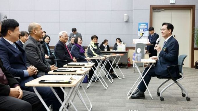 화성특례시 ,‘현장 못 와도 목소리는 전달된다’.시민의견 사전청취로 신년인사회 소통 강화