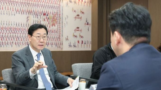 “이재명 대통령이 지적한 생리대 가격 거품, 화성이 싹 걷어낸다!”화성특례시, 전국 최초 공공형(가칭) ‘코리요 생리대’ 제작 검토