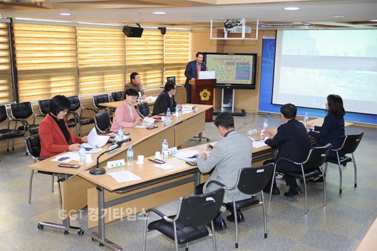 2일 수원시의회 의정발전연구회, 행정사무감사 기준마련 회의ⓒ경기타임스