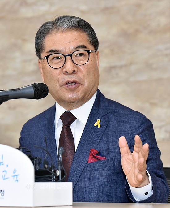 이재정 교육감은 기자감담회에서 지난 3년은 혁신교육, 혁신학교로 새로운 길을 만드는 거대한 물줄기로 학생, 학부모, 교사 모두가 행복한 교육의 출발이었습니다...가장 보람 있는 일은 ‘4.16교육체제’를 출범시킨 것이라고 설명하고 있다ⓒ경기타임스