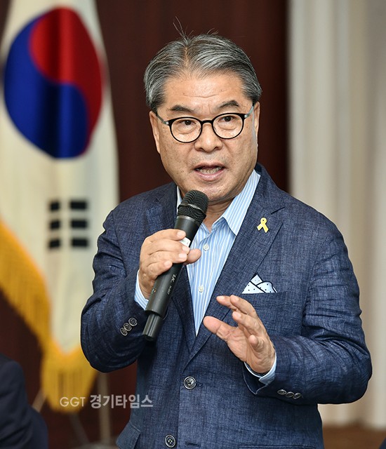 이재정 경기도교육감은 10일 양평 쉐르빌 연수원에서 열린 ‘현장교육협의회 시즌2’에 참석하여 양평 지역 학교장과 소통ⓒ경기타임스