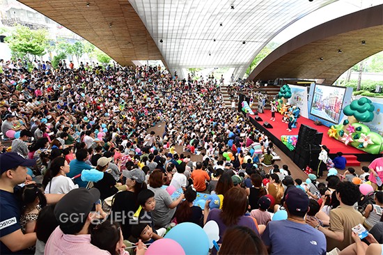 지난해 8월 열린 다둥이 축제 모습ⓒ경기타임스