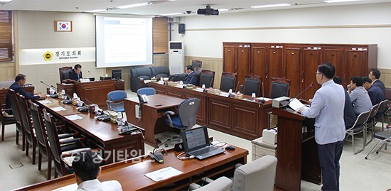 경기도의회 미래농업연구회, 청탁금지법 시행이후 경기도 한우산업 영향 분석”정책연구용역 보고회ⓒ경기타임스