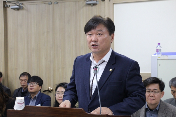 성수석 의원