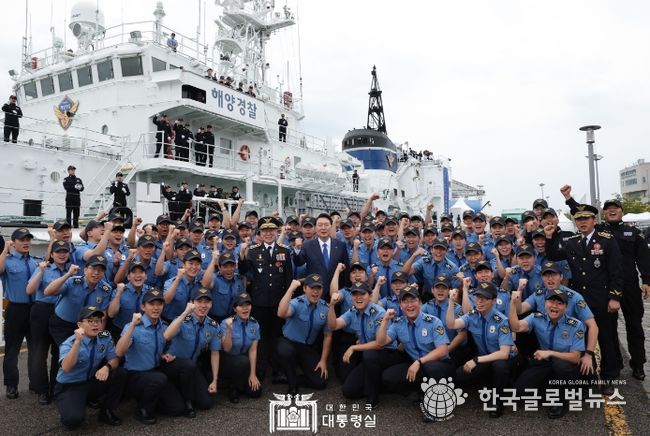 8월 28일 윤석열 대통령은 제70주년 해양경찰의 날 기념식에 참석했다.