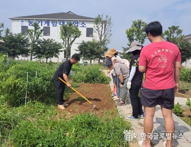 평택시, 전년에 이어 올해도 김장채소 교육 및 모종 나눔 실시