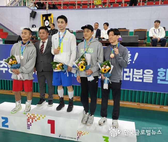 남원시청 복싱부 아시안게임에 이어 전국체전까지 메달 향연 잇달아