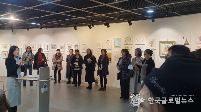 군포문화재단 '수리산상상마을 수강생 작품 전시회'