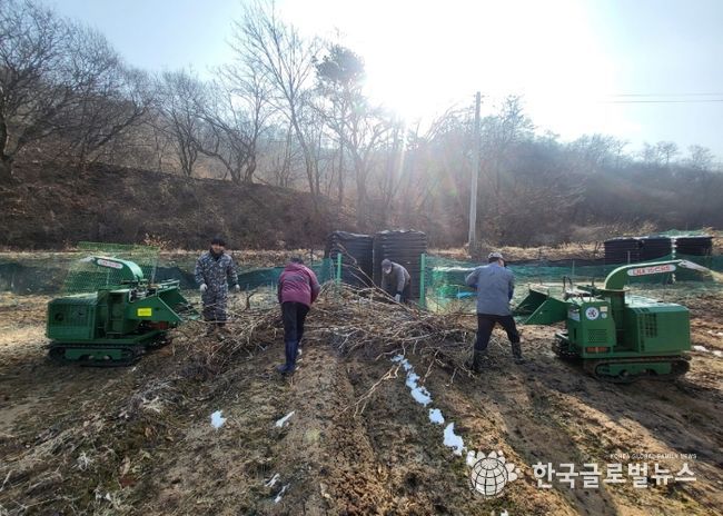 안성시, 미세먼지 및 산불 방지를 위한 찾아가는 농업 부산물 파쇄 대행 큰 호응