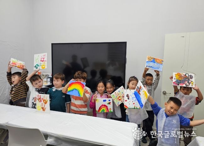 안성시 내리안다문화가족지원센터, 이주배경아동과 청소년을 위해 찾아가는 그림교실 수업 진행