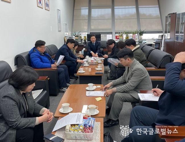 성남시의회 민주당협의회 대표단과 4개 지역위원회 사무국장 간담회