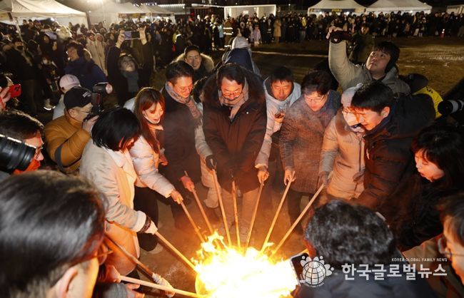 화성특례시, 첫 대보름 축제 성료...104만 화성특례시민의 염원 담아