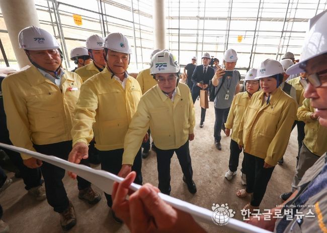 김성제 의왕시장, 김동연 경기도지사와 중소규모 건설공사장 산업재해 예방 현장 점검 실시