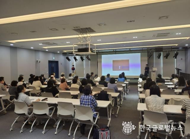 의왕시 포일어울림도서관, 그림책과 음악이 만든 특별한 독서달 행사 막 내려