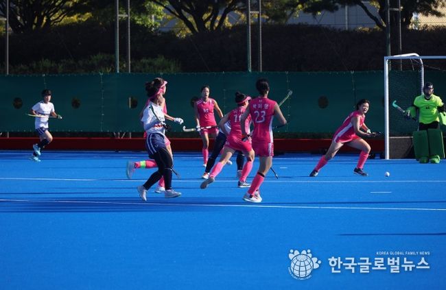 KT sports 직장운동경기부 하키팀(분홍색 선수복) 2025 전국체전 동메달(사진 제공 대한하키협회)/2025년도 직장운동경기부 운영 지원 공모 선정 70,000천 원 국비 지원