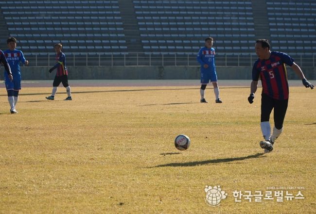 지난 15일 나주시종합스포츠파크에서 나주시장기 읍면동 축구대회가 열렸다.