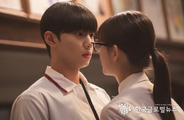 사진제공= ㈜넘버쓰리픽쳐스·MI·케나즈