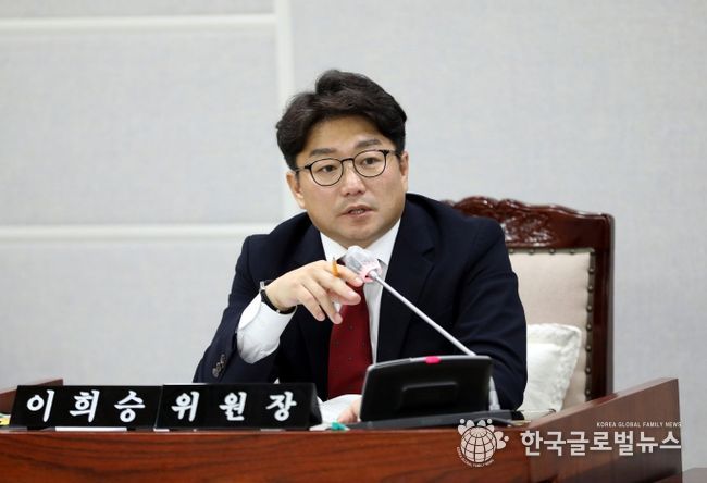 이희승 보건복지위원장(더불어민주당, 영통2·3·망포1·2)