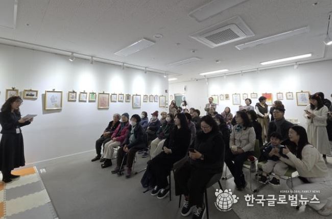 시흥시장곡종합사회복지관, 연말 맞이 복도갤러리 운영