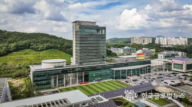 용인특례시청사