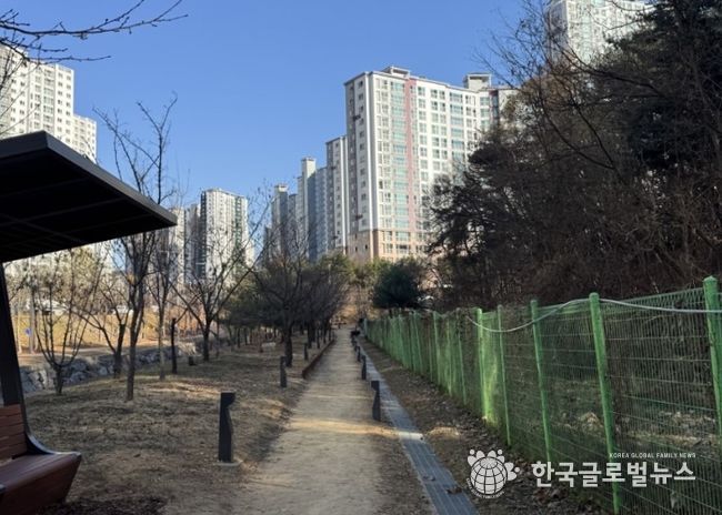 청계동 이음정원 연계 맨발걷기길