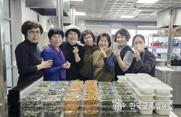 수원시 장안구 정자3동, 수원시 노동자종합복지관으로부터 저소득층 가구 위한 반찬 전달 받아