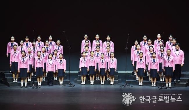 안성시 시립소년소녀합창단, 국내외 무대서 빛난 2025년…공연·수상 성과 '눈길'
