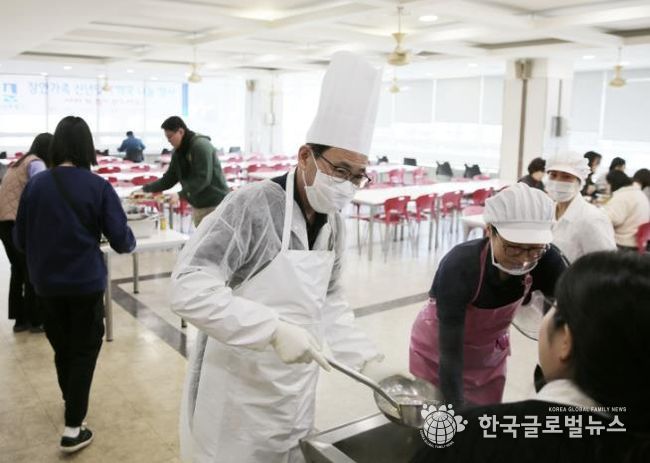 수원시 장안구, 새해맞이 직원격려 떡국 나눔 행사