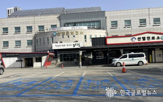 다자녀 우선주차구역 사진