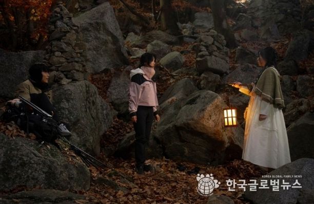 SBS 금토드라마 <오늘부터 인간입니다만> 사진제공=스튜디오S, 빈지웍스, 모그필름