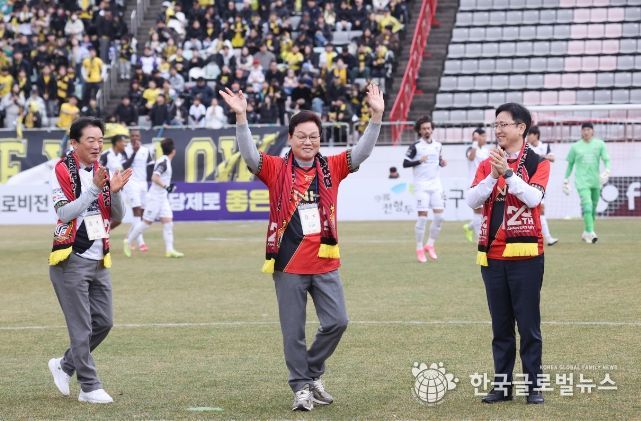 박완수 지사 시축