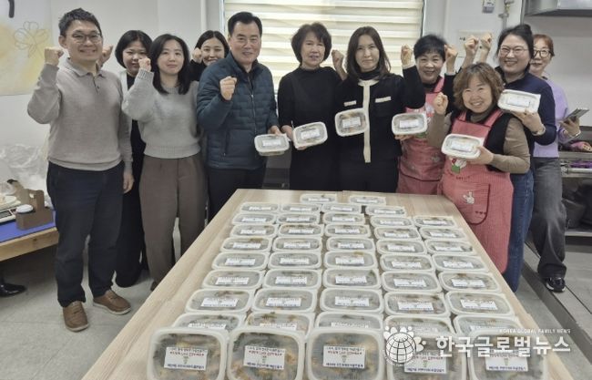 수원시 영통구 매탄4동, 주민자치회의 '행복과 함께하는 반찬 만들기'