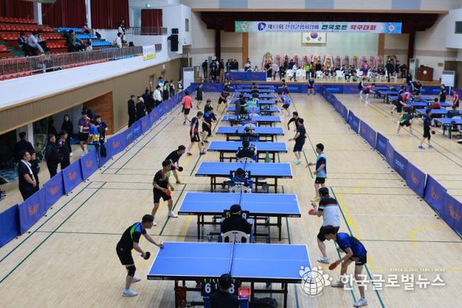 산청군협회장배 전국 오픈 탁구대회 성황 생활체육 활성화 기여