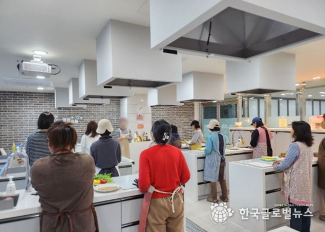 소하건강생활지원센터에서 영양교육이 진행 중이다.