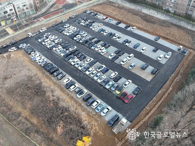 영덕동임시공영주차장 상공 모습.