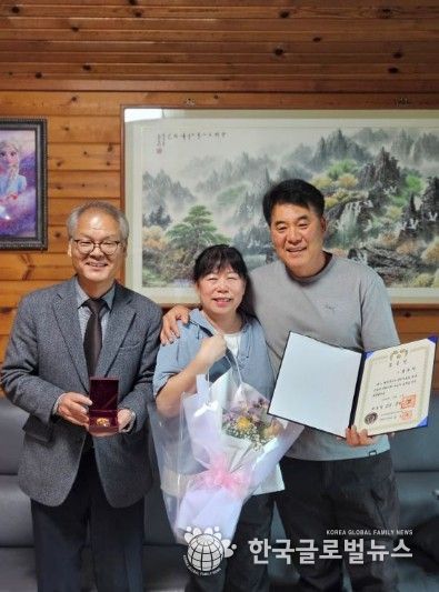 故 김흥악 지사의 외증손자 내외